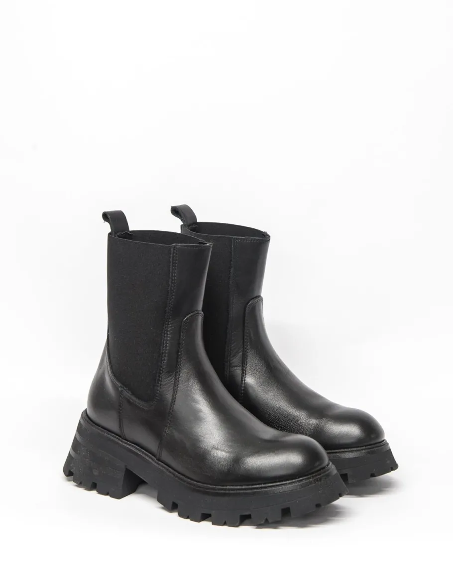 Inset Boot-Black Leather|zoe kratzmann Clearance