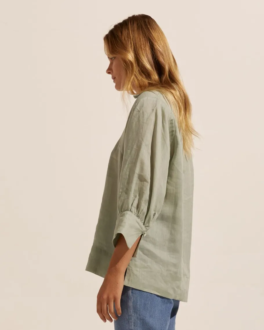 Quiver Top-Laurel|zoe kratzmann